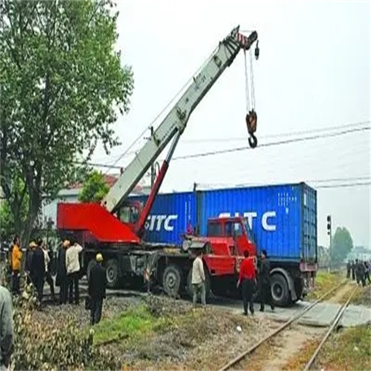 无锡惠山如何快速找到附近的吊车救援公司