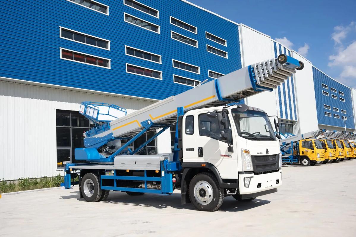 无锡惠山出租云梯车高空作业车 建筑垃圾搬运